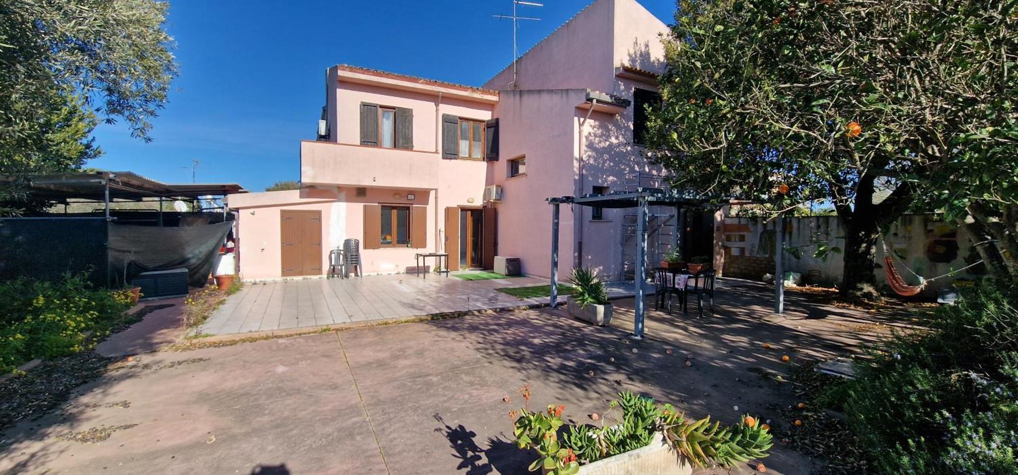 Bed and Breakfast Beb Sa Tanca Nostra Sassari Exterior foto